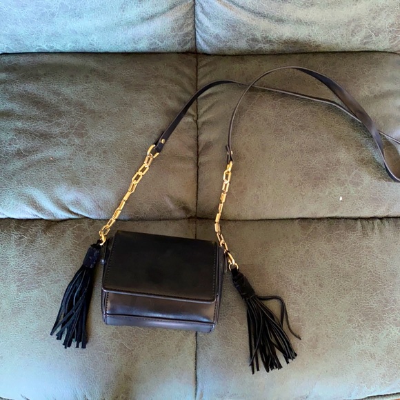 Zara basics small black leather crossbody - Picture 2 of 4